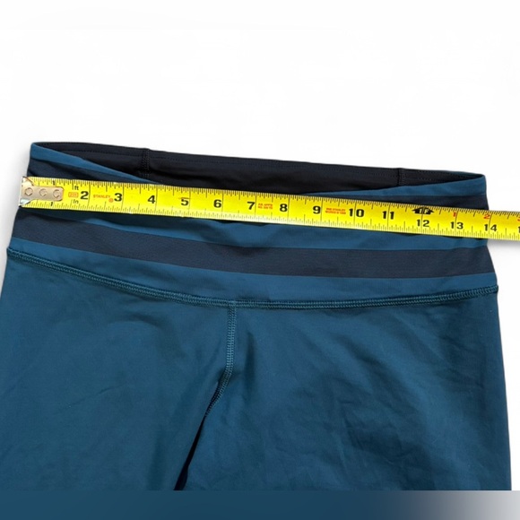 Lululemon Run: For Your Life Crop • Size 8 • Alberta Lake • Rare Running Capri - Picture 4 of 8